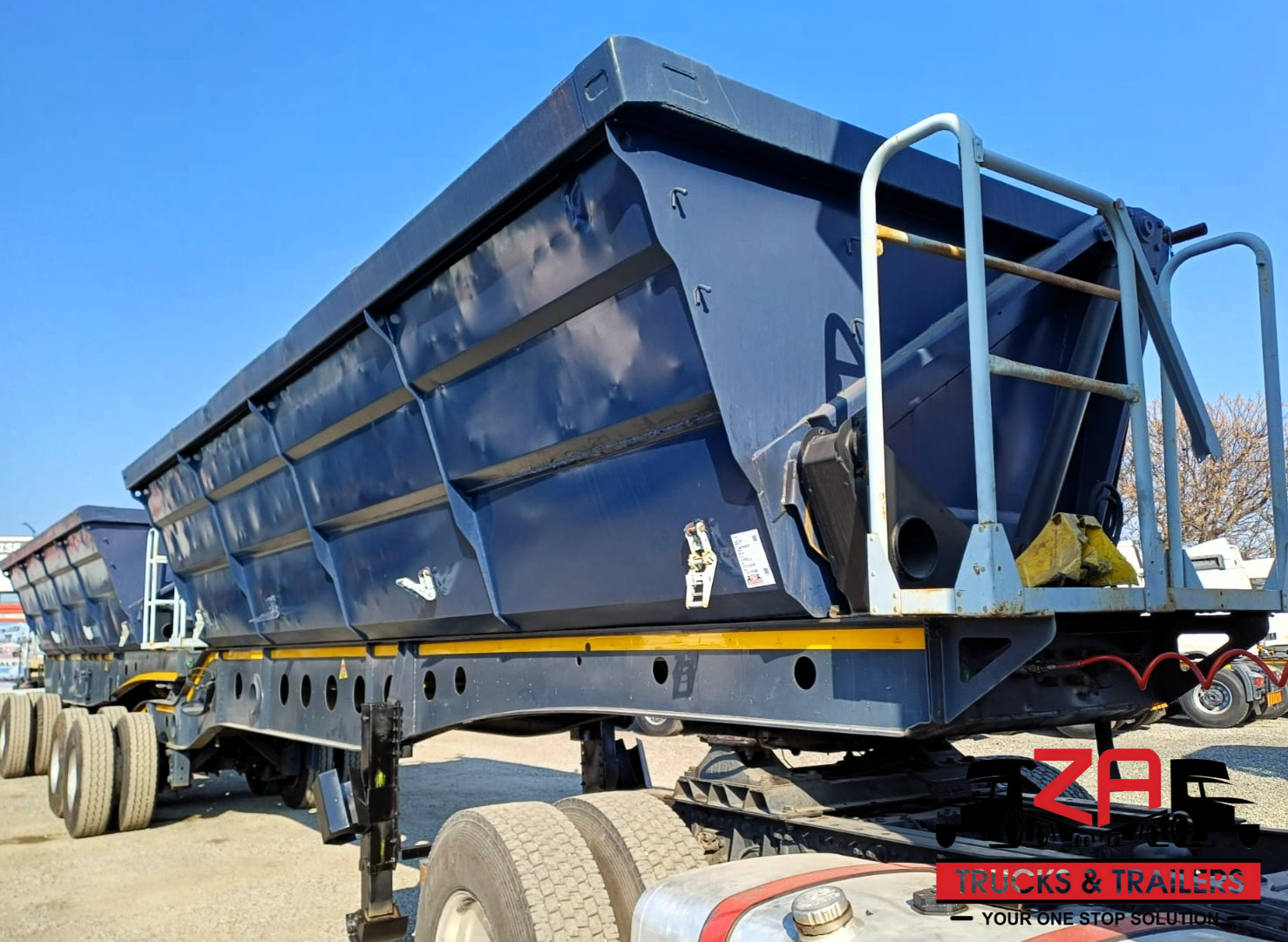 2016 AFRIT 40 CUBE SIDE TIPPER